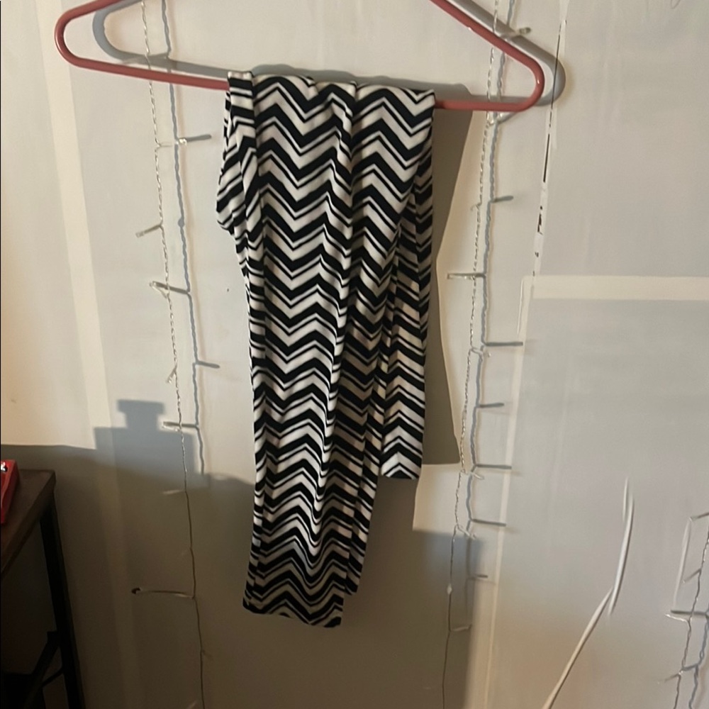 Chevron Patterned Black and White Pants
